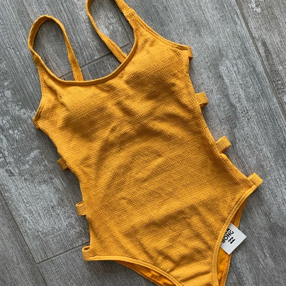 Billabong Other - 🔥🔥BILLABONG - SUN RISE ONE PIECE🔥🔥
